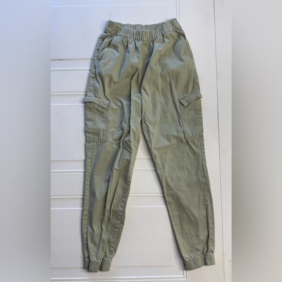 H&M Divided Green High Rise Pull On Elastic Waist Cargo Pants Size 4 - Picture 1 of 6